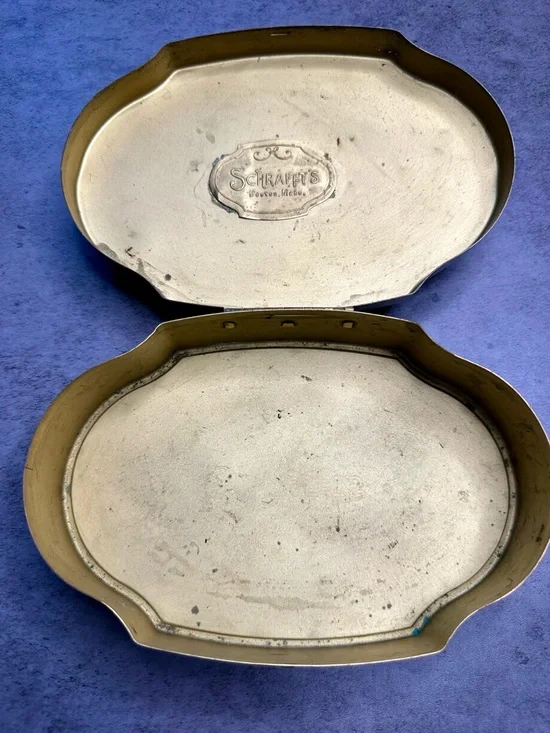 Vintage Schrafft's Brass Candy Tin Boston MA - Picture 3 of 5